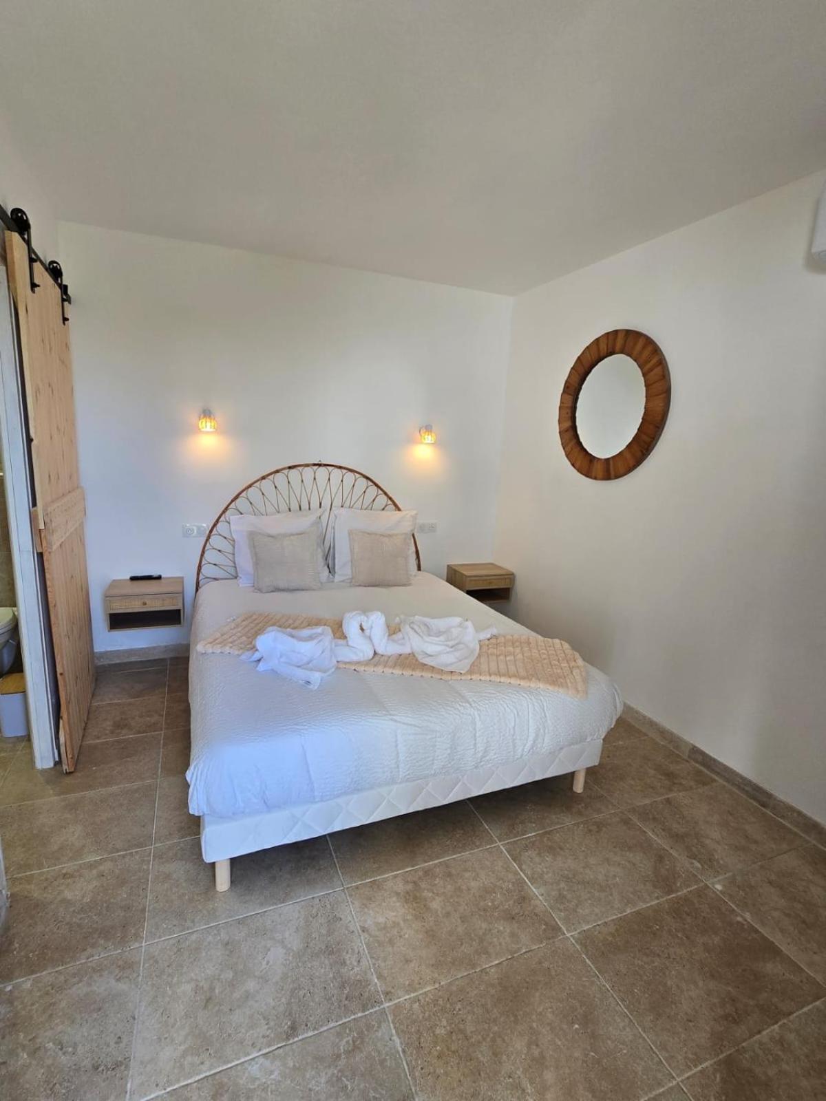 Les Saladelles Bed & Breakfast Saintes-Maries-de-la-Mer Exterior photo